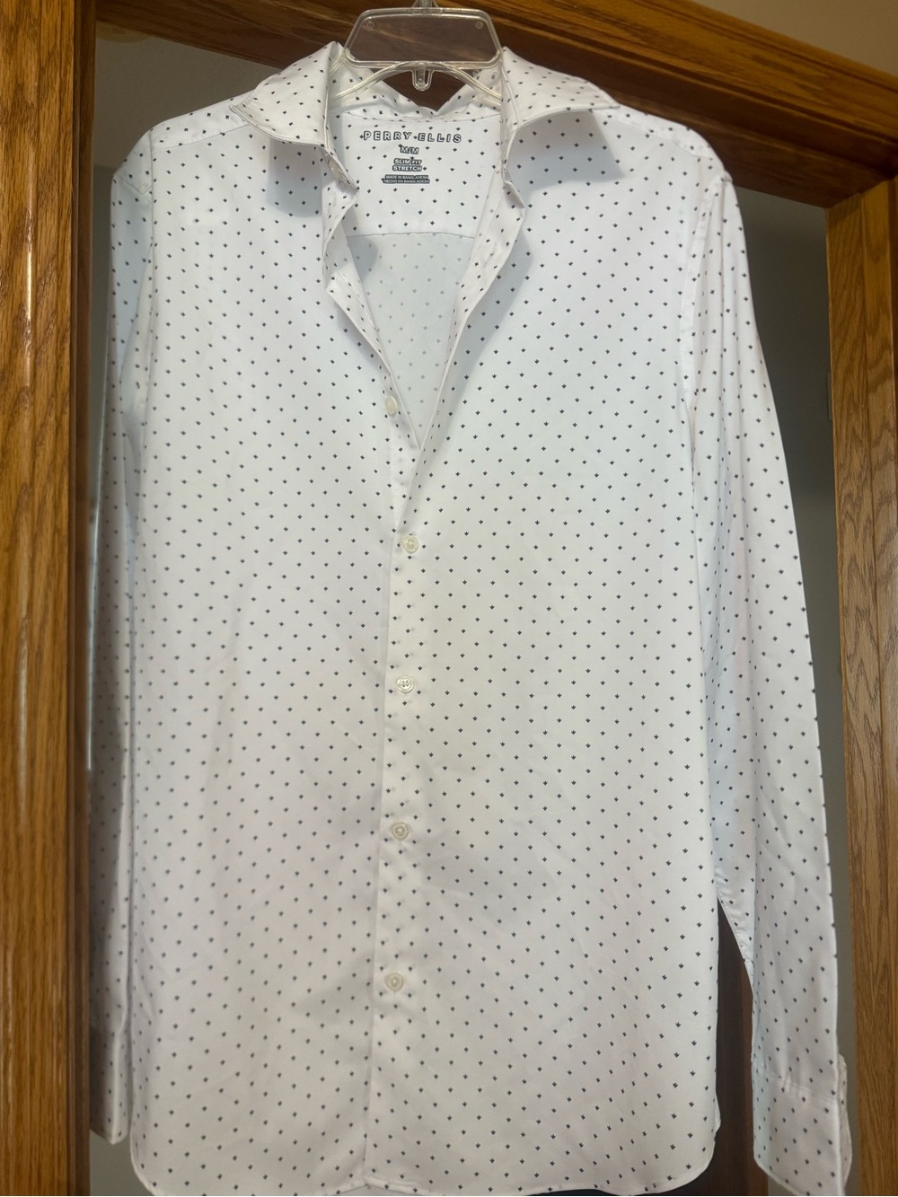 Perry Ellis White Long-Sleeve Button Shirt with Black Micro Dots